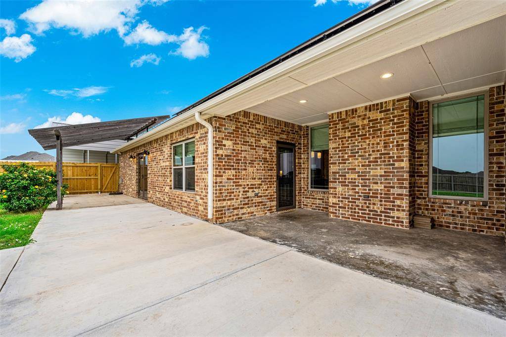 365 NW Mountain Lake Crest Crest, Lawton, OK 73507