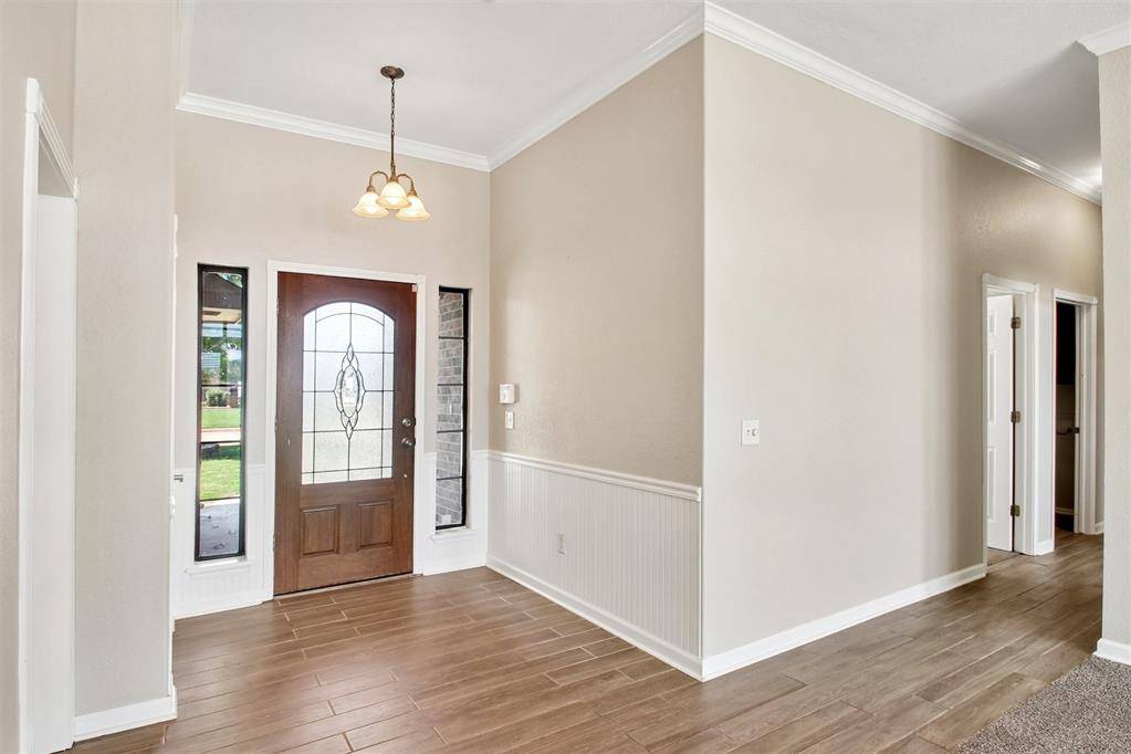 316 SE 33rd ST, Moore, OK 73160