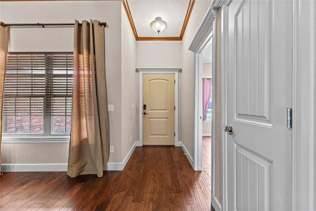 2209 Stratta DR, Weatherford, OK 73096
