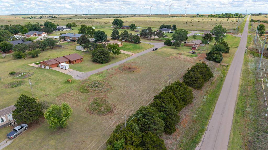 000 2410 RD, Weatherford, OK 73096