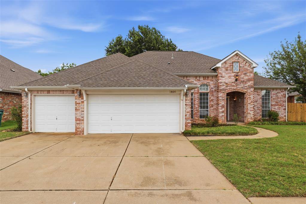 2608 Kingsley LN, Oklahoma City, OK 73128