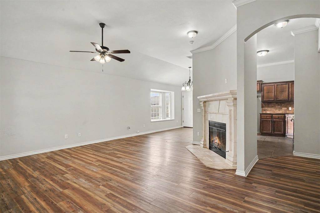 11304 NW 99th ST, Yukon, OK 73099