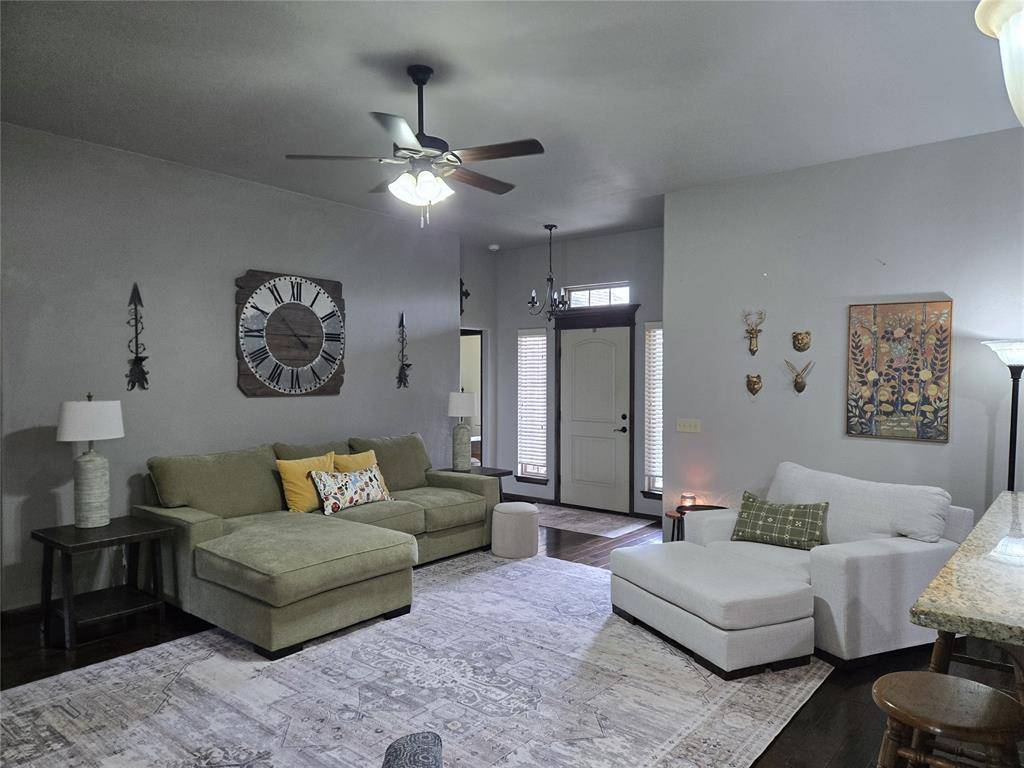 8901 SW 36th ST, Oklahoma City, OK 73179