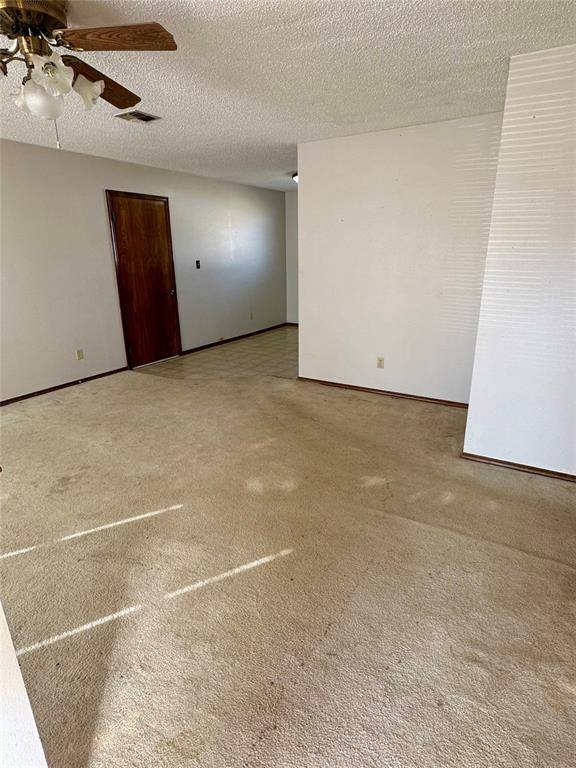 105 NW Boundry RD, Erick, OK 73645