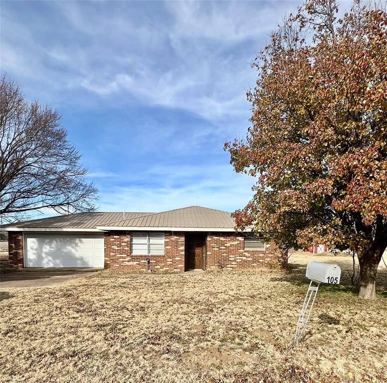 105 NW Boundry RD, Erick, OK 73645