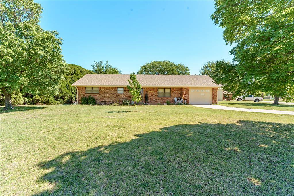 204 N Main AVE, Butler, OK 73625