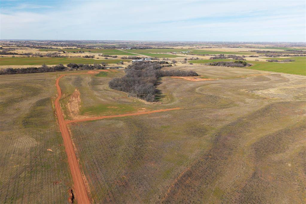 2 N Gregory RD, El Reno, OK 73036