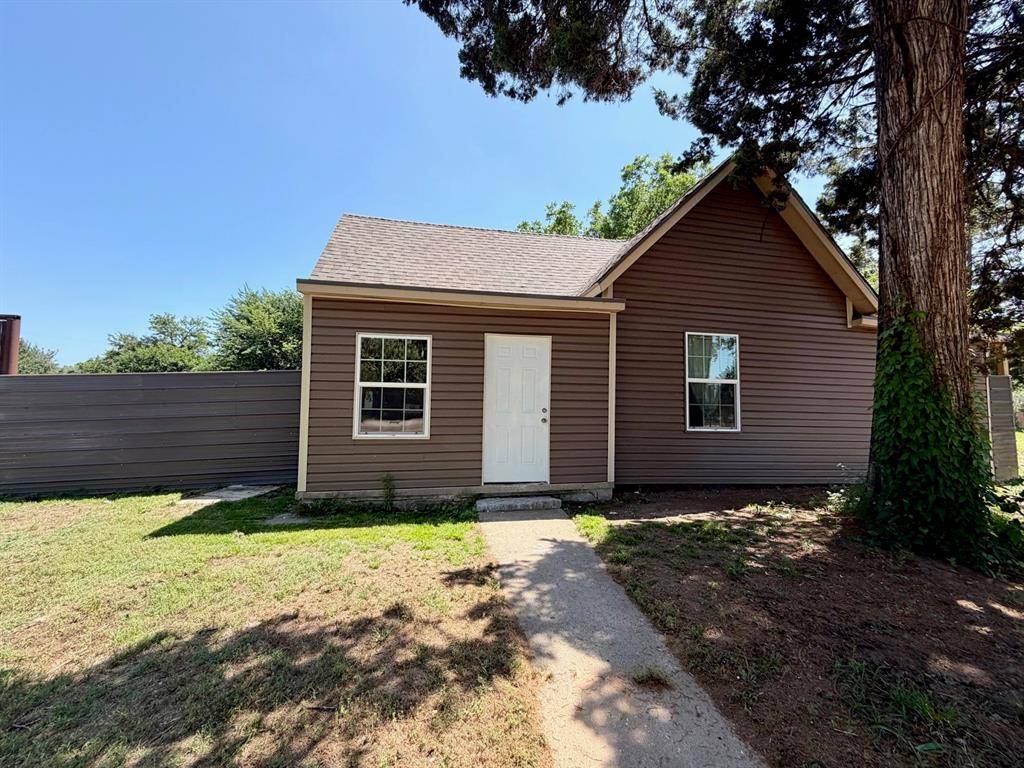 115 W Farrall ST, Shawnee, OK 74801