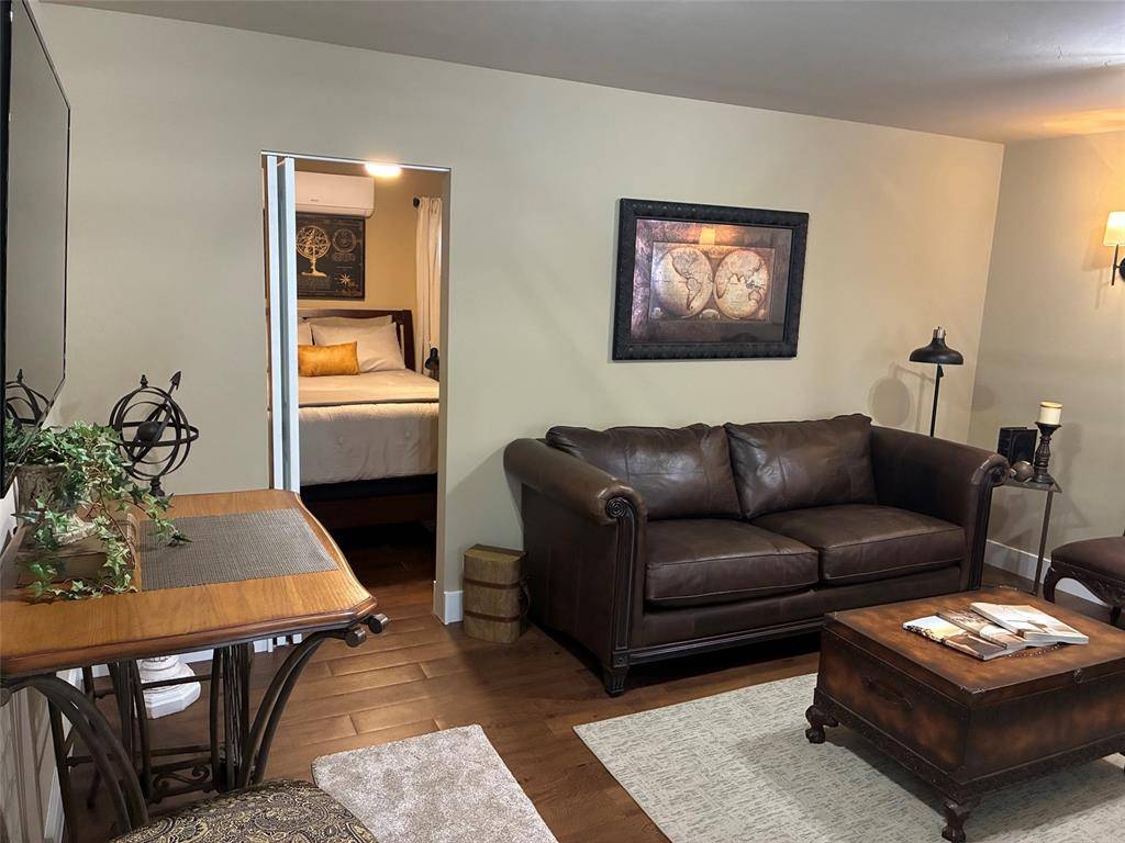 220 S Ponca AVE, Norman, OK 73071
