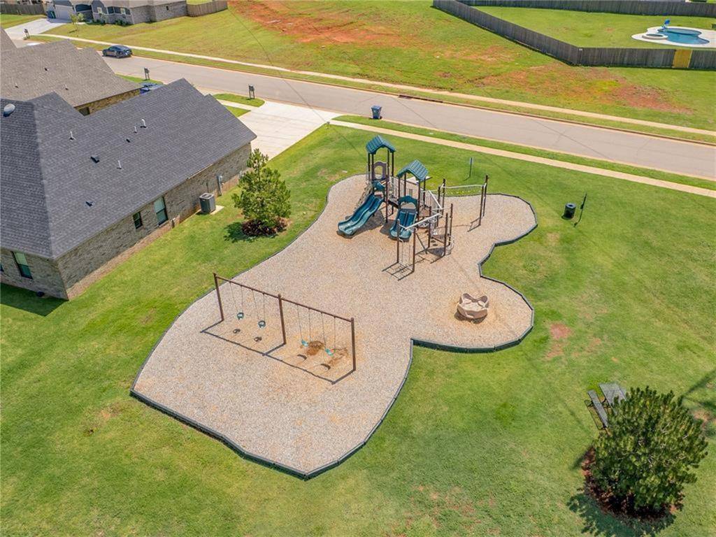 9309 NW 146th ST, Yukon, OK 73099