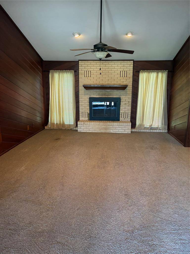 712 Diana AVE, Frederick, OK 73542