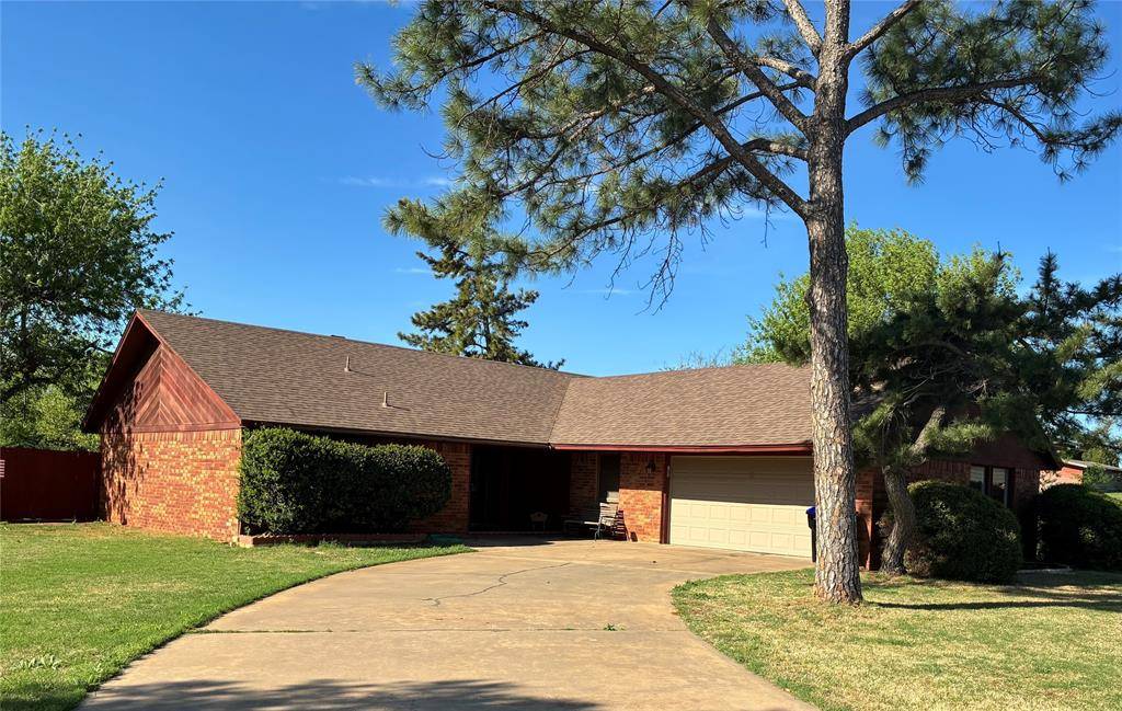 712 Diana AVE, Frederick, OK 73542