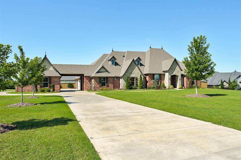 12448 SW 110th ST, Mustang, OK 73064