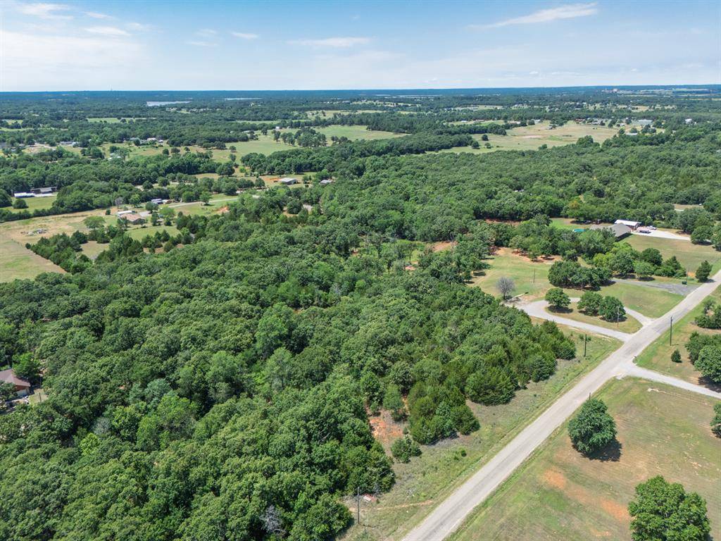 10 Thomas Glenn RD, Shawnee, OK 74801