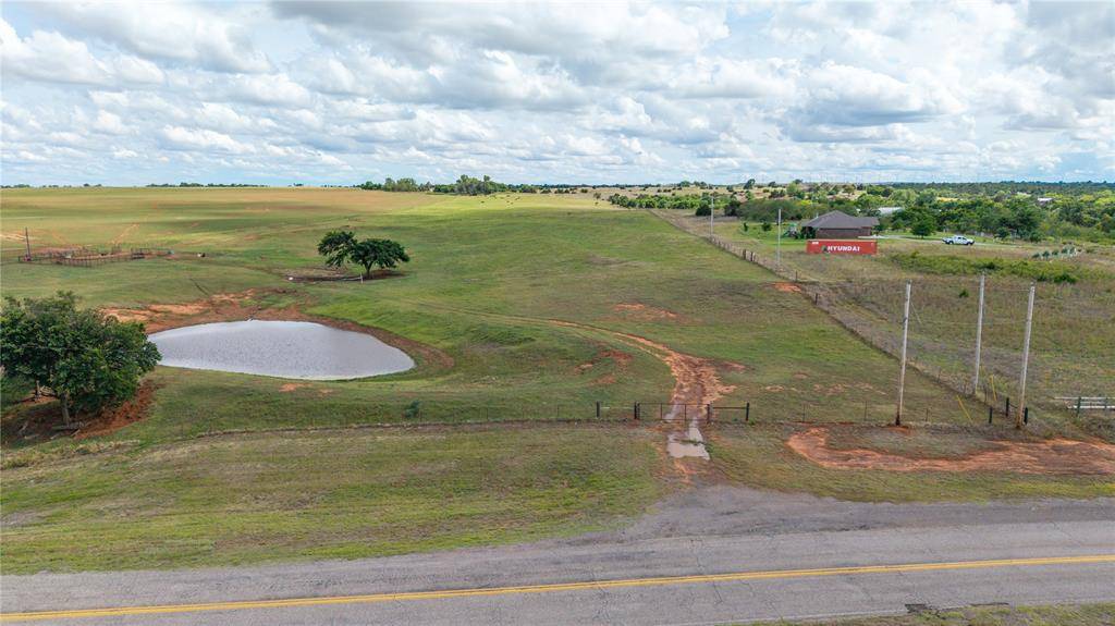 S Frontage RD, Weatherford, OK 73096