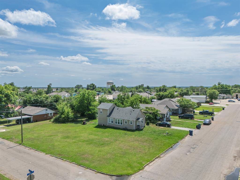401 W Midland ST, Shawnee, OK 74804