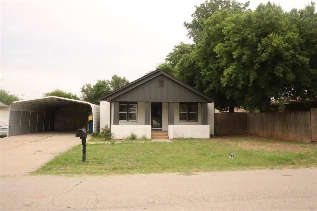 203 W Pine ST, Tuttle, OK 73089