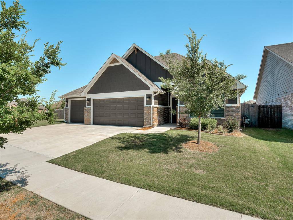 2309 Pueblos RD, Edmond, OK 73012