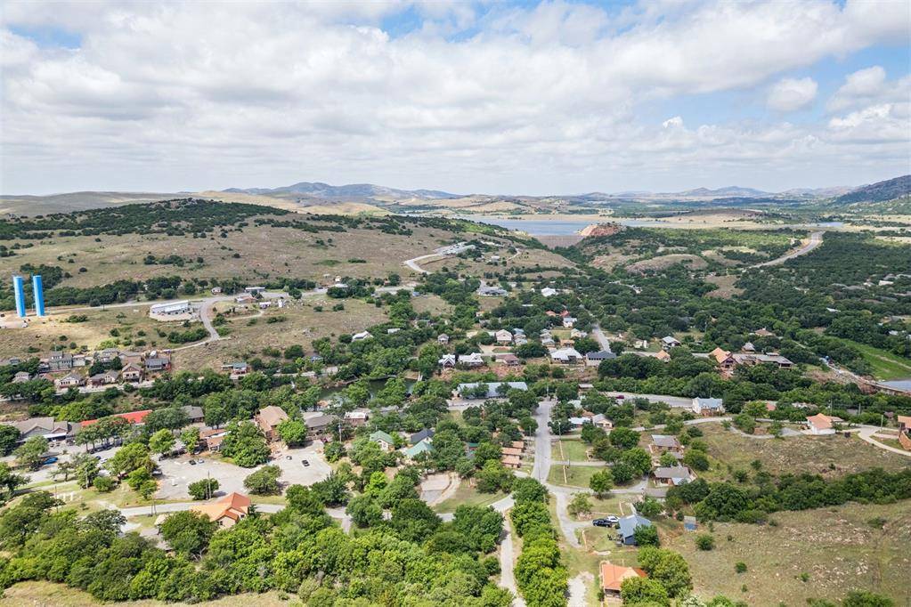 129 E Upper Lake DR, Medicine Park, OK 73557