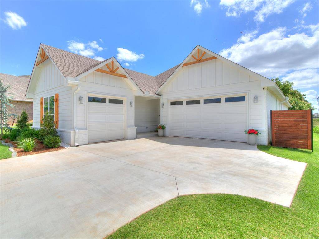 9052 NW 144th ST, Yukon, OK 73099