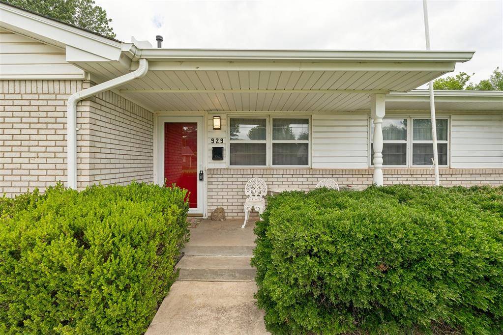 929 Stiver DR, Midwest City, OK 73110