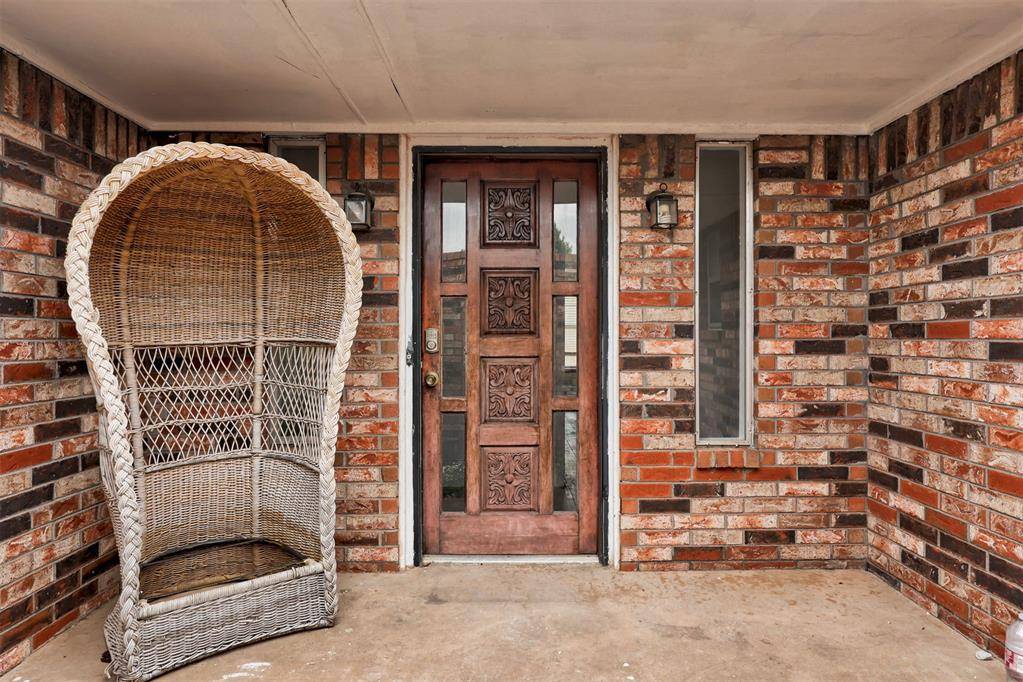 11712 N Shartel AVE, Oklahoma City, OK 73114