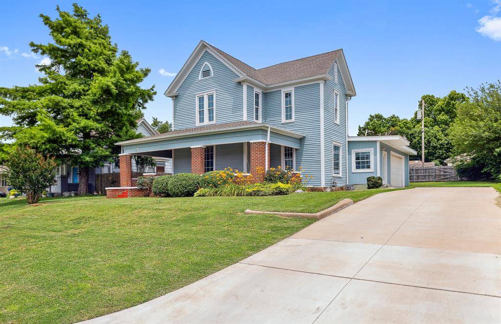 811 S Barker AVE, El Reno, OK 73036