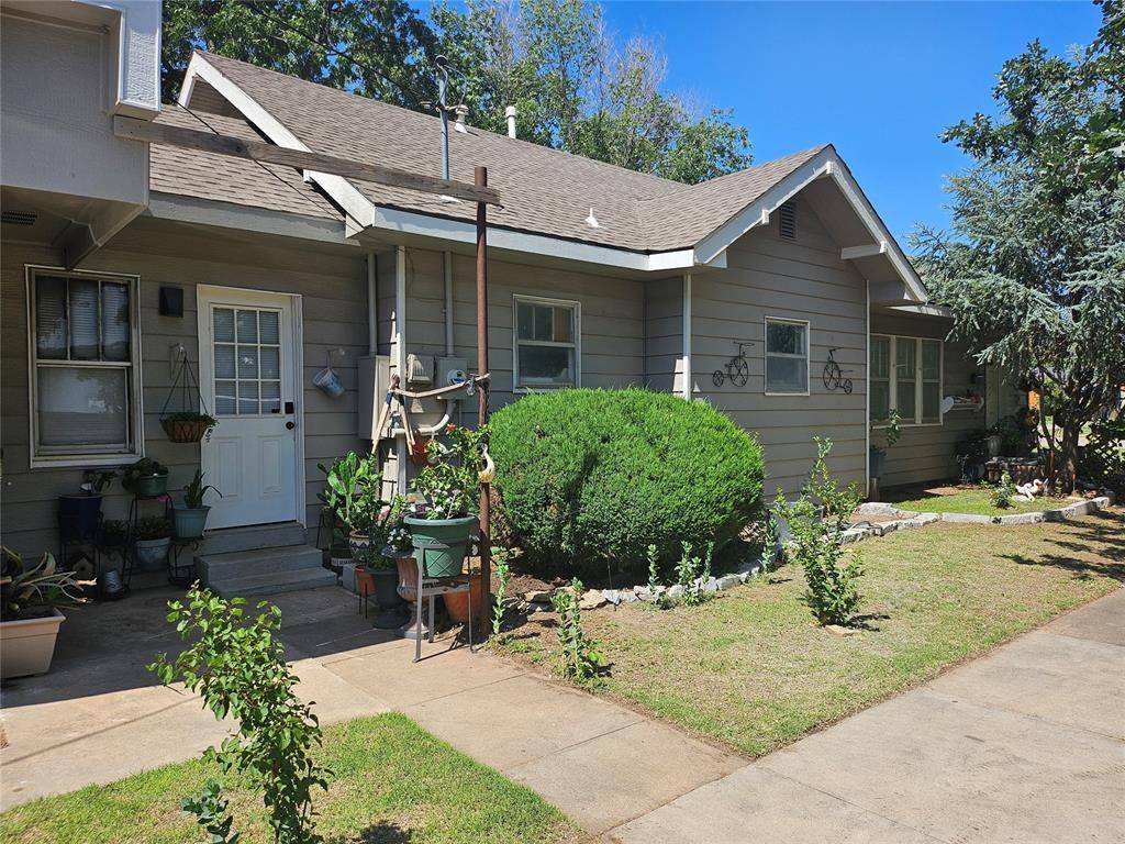 401 N BROADWAY ST, Hobart, OK 73651
