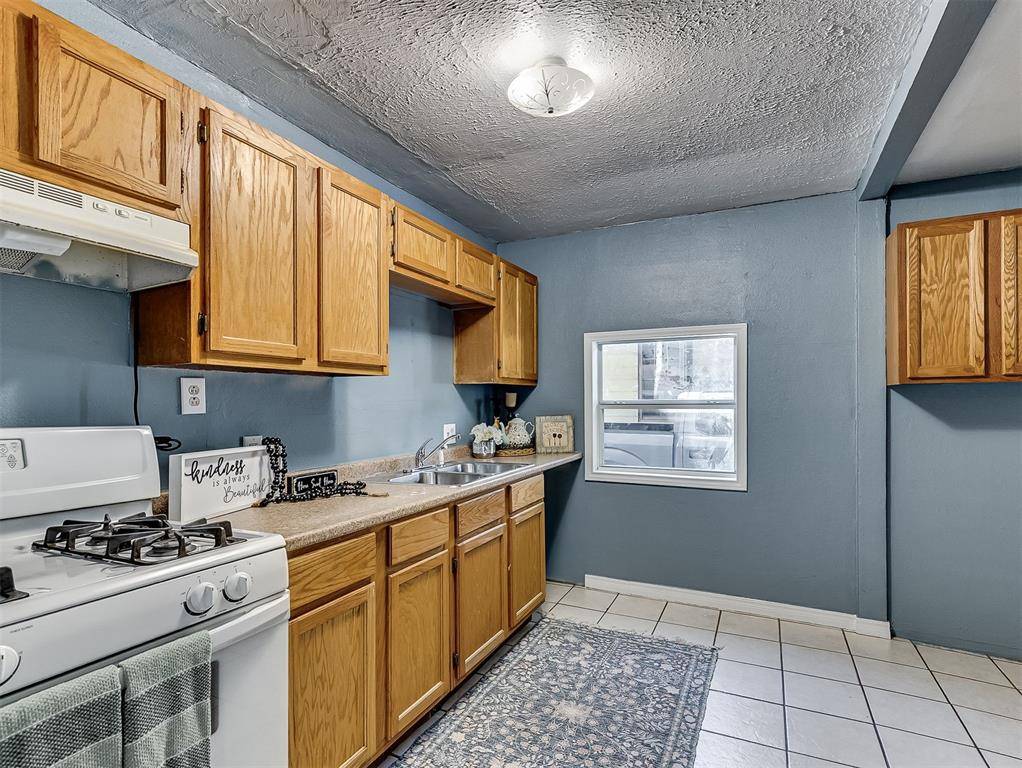 625 SW 47th ST, Oklahoma City, OK 73109
