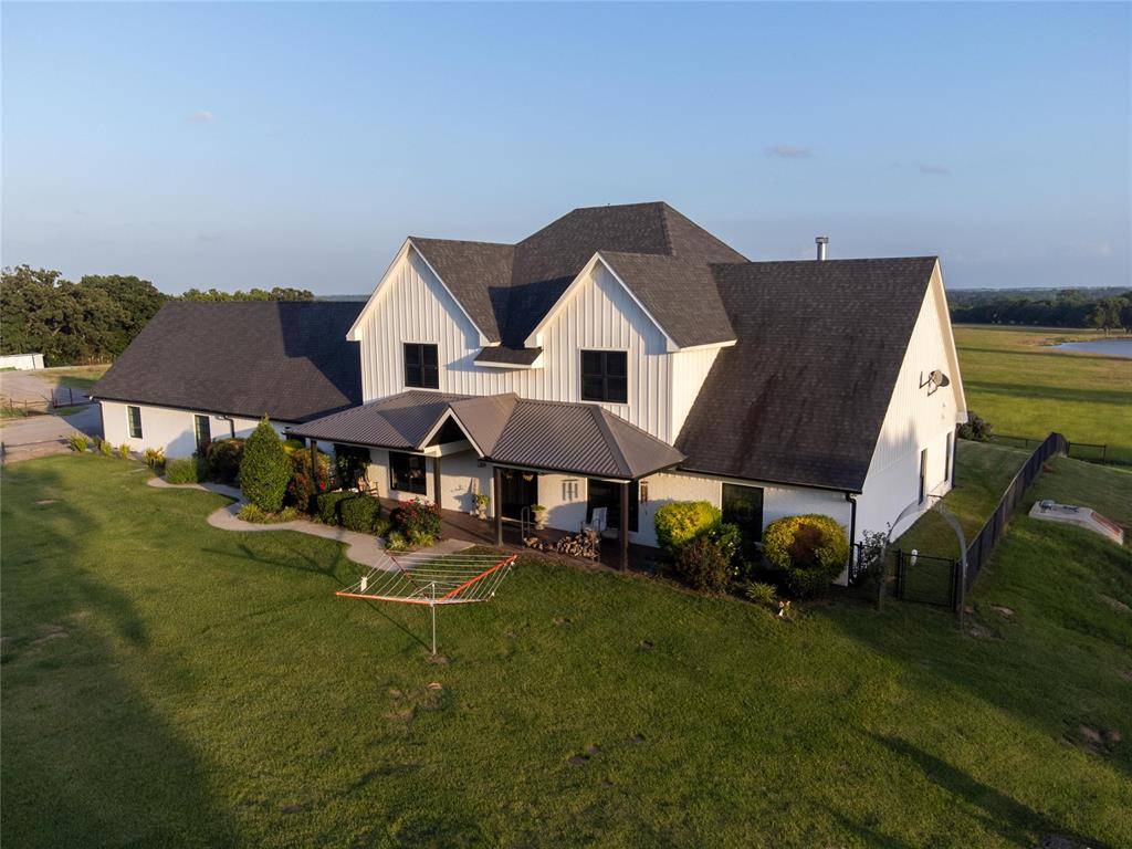 589 E Three Mile RD, Durant, OK 74701