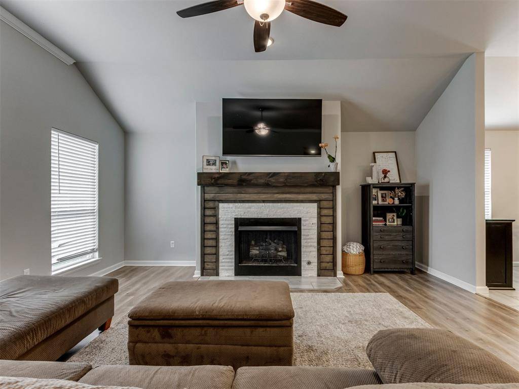 9220 SW 48th TER, Oklahoma City, OK 73179