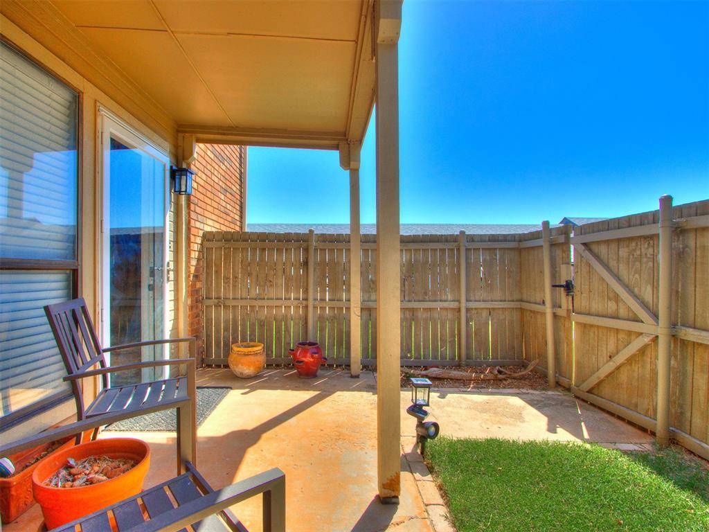 11417 Springhollow RD #904, Oklahoma City, OK 73120