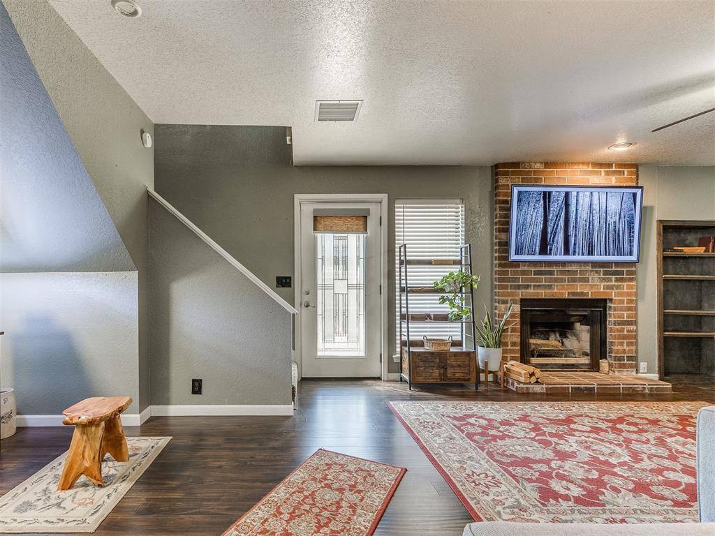 11417 Springhollow RD #904, Oklahoma City, OK 73120
