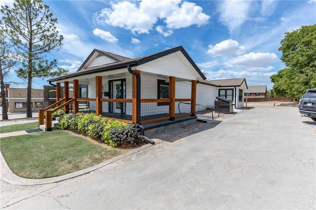 1808 W Broadway AVE, Sulphur, OK 73086