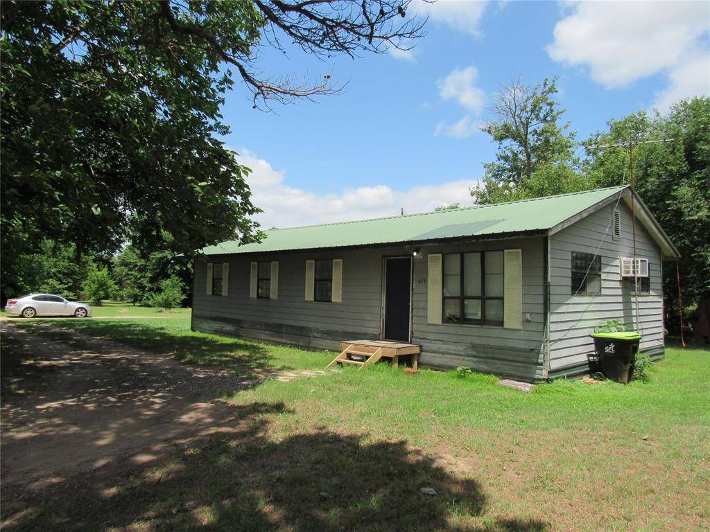 625 E Main, Byars, OK 74831