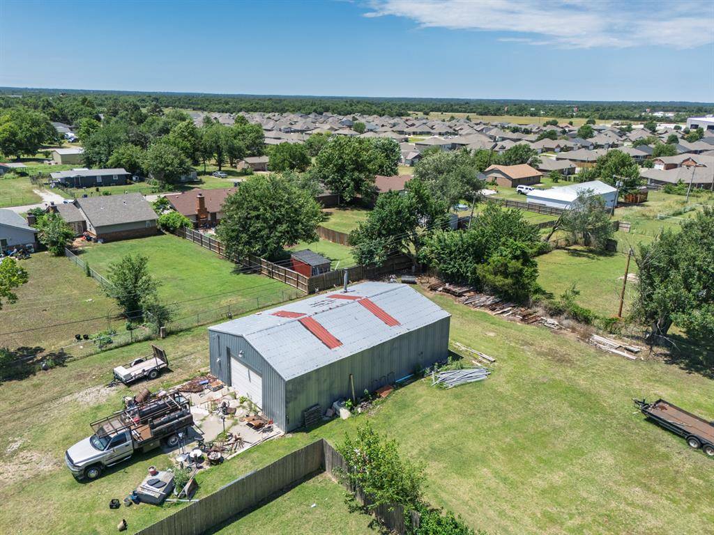 2418 Ellis DR, Shawnee, OK 74804