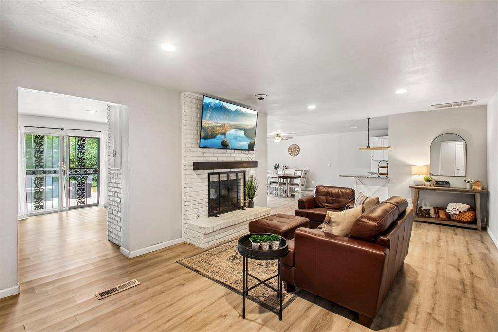 3701 Oak Grove DR, Oklahoma City, OK 73110