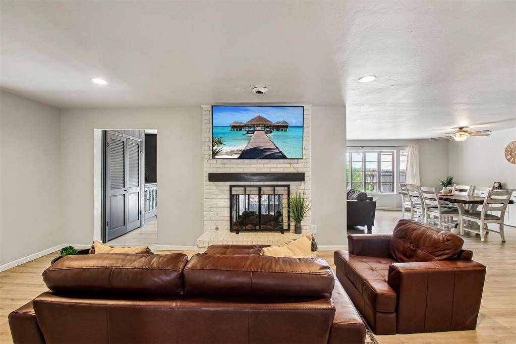 3701 Oak Grove DR, Oklahoma City, OK 73110