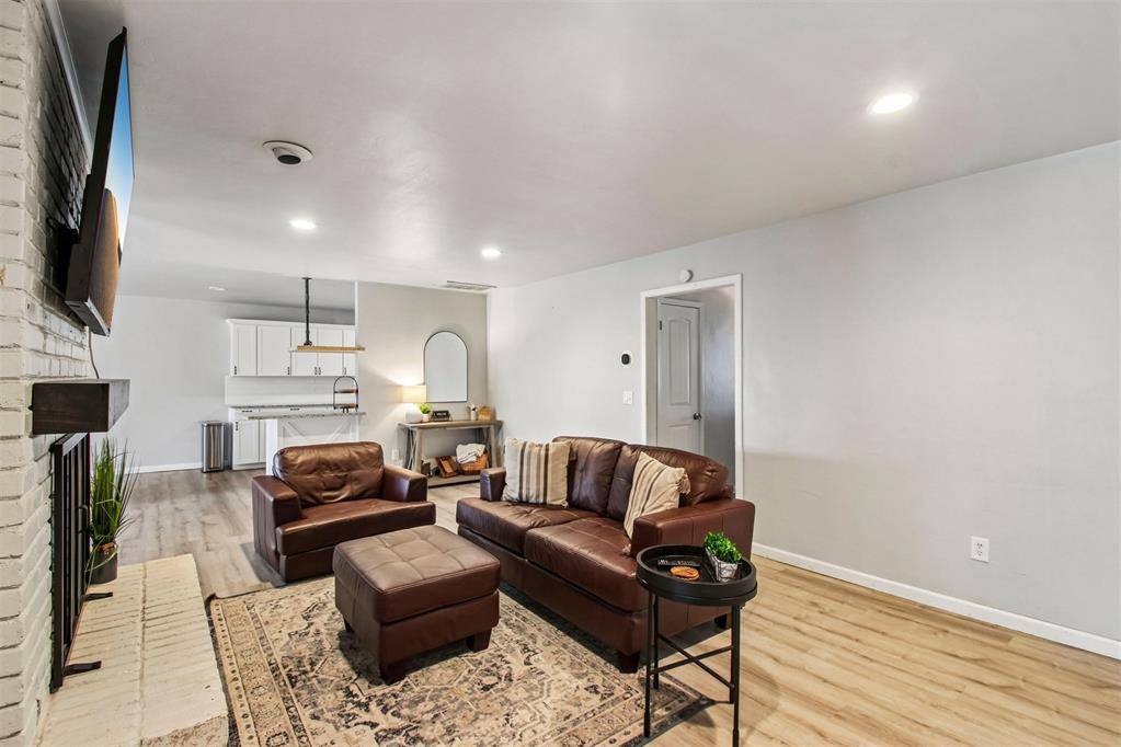 3701 Oak Grove DR, Oklahoma City, OK 73110