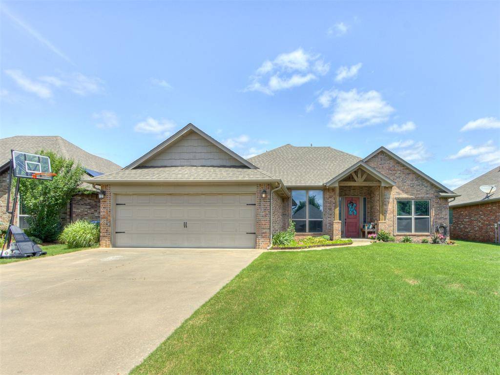 4725 Rosewood CT, Noble, OK 73068