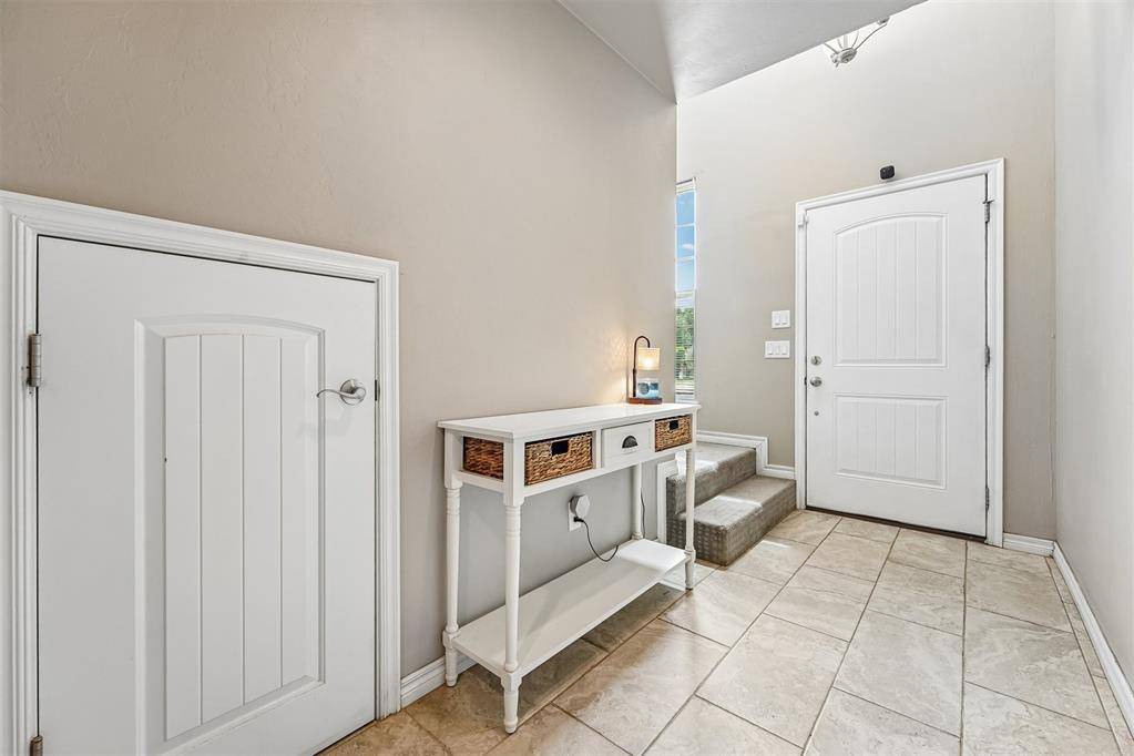 1603 SW 20th ST, Moore, OK 73170
