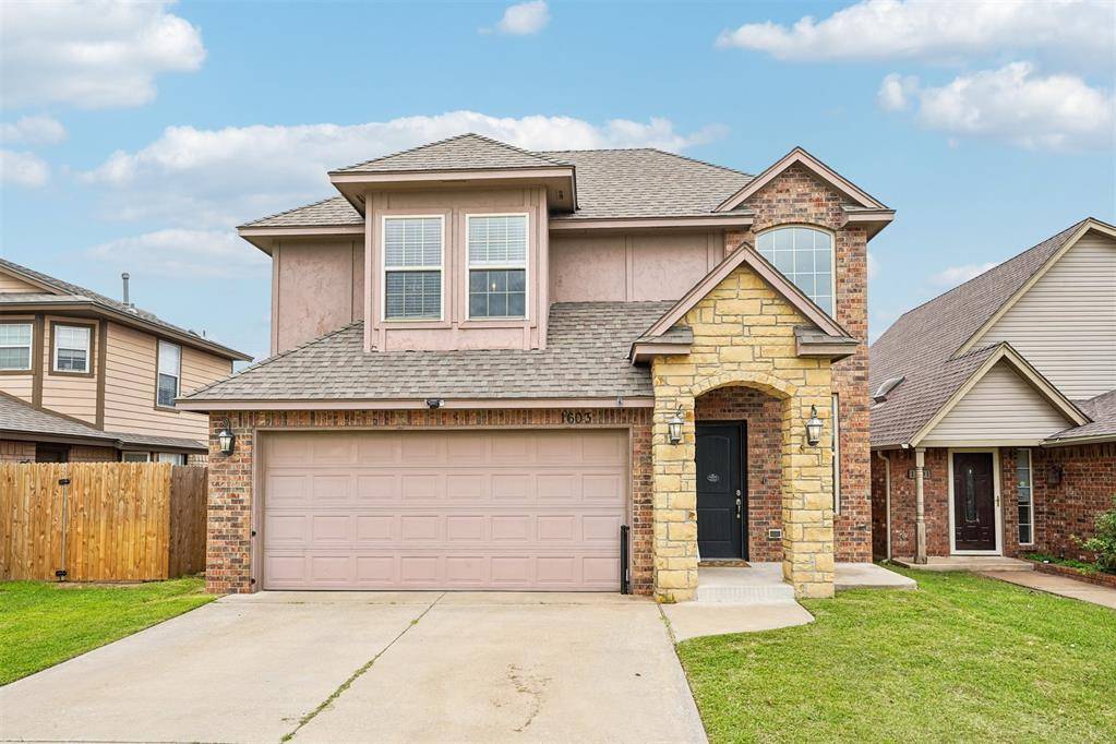 1603 SW 20th ST, Moore, OK 73170