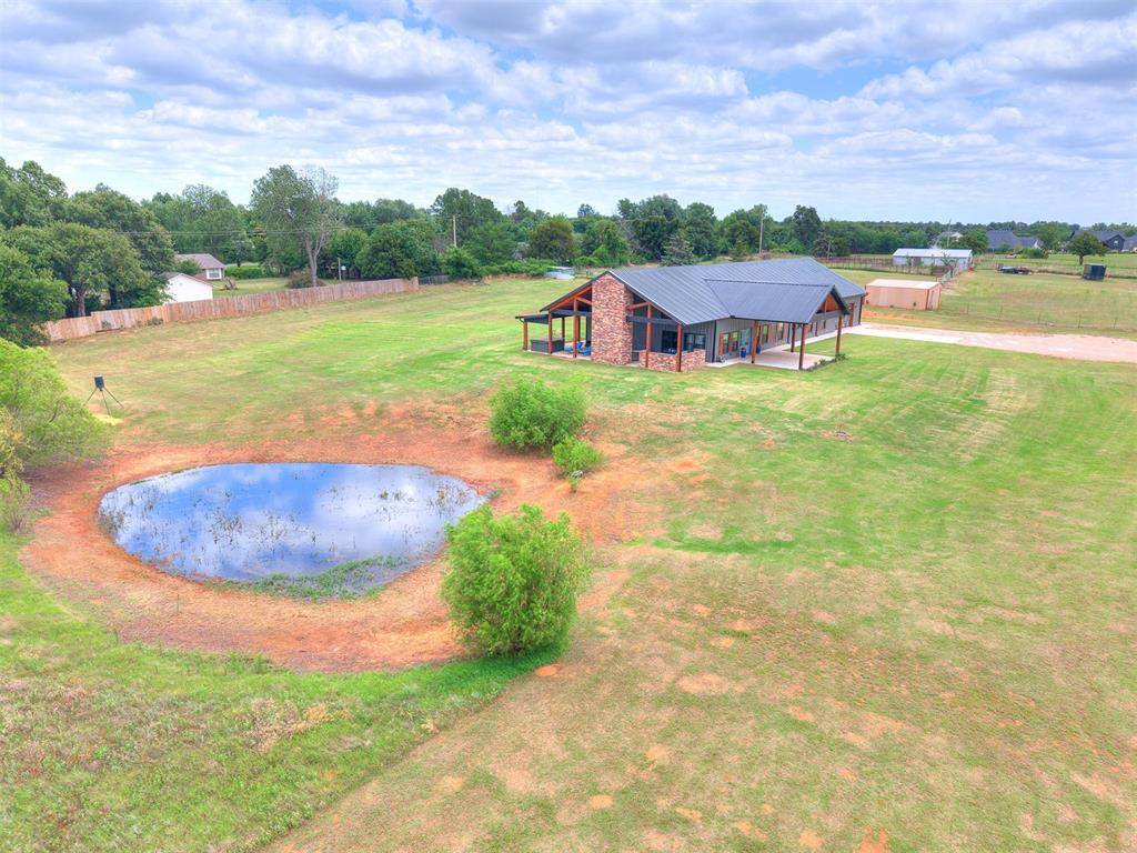 641 Highland Hills DR, Edmond, OK 73034