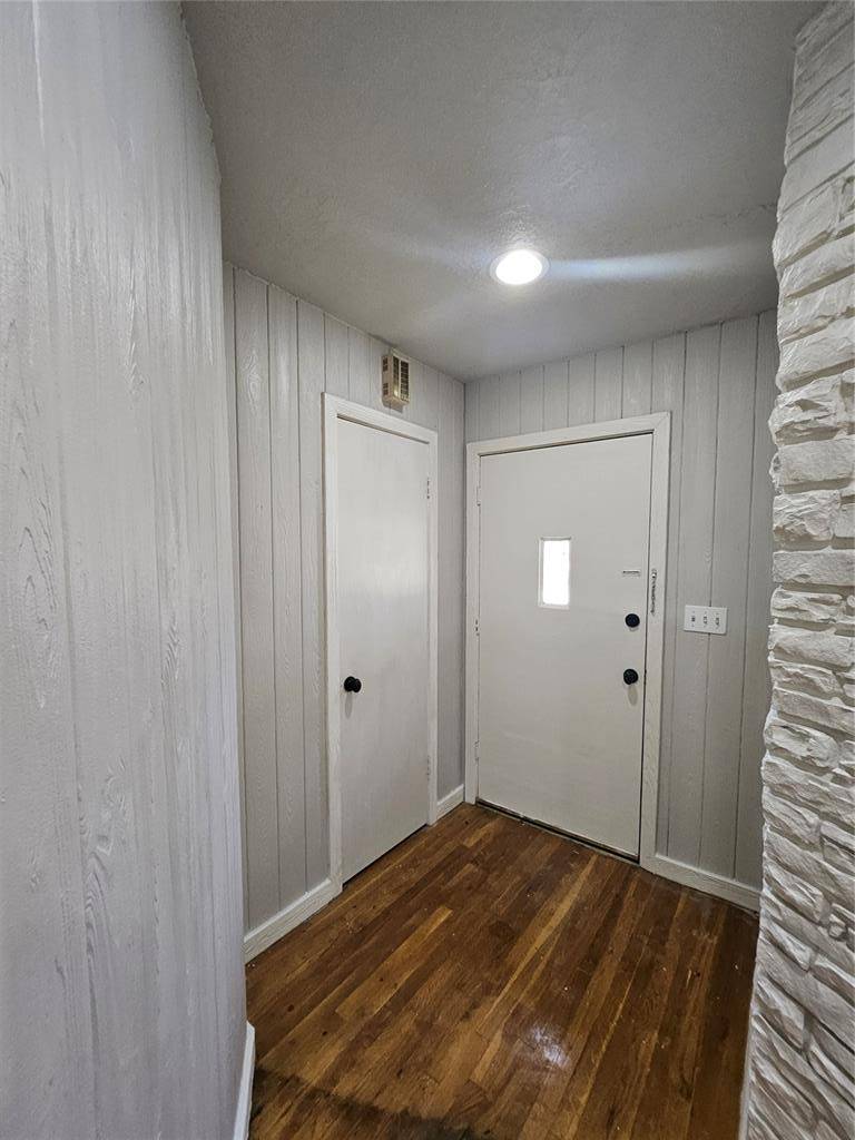 106 Cameron DR, Altus, OK 73521
