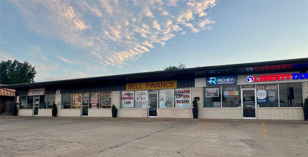 914 S 4th ST, Chickasha, OK 73018