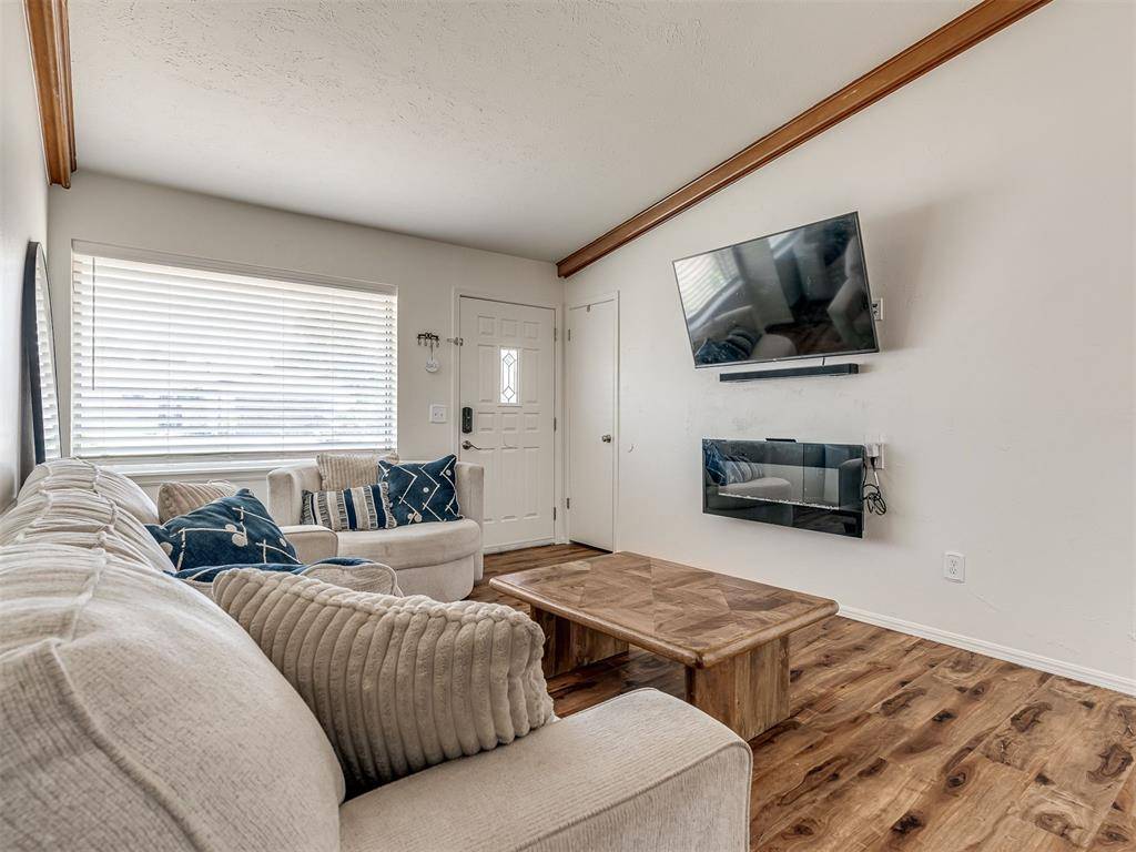 1333 NW 104th TER, Oklahoma City, OK 73114