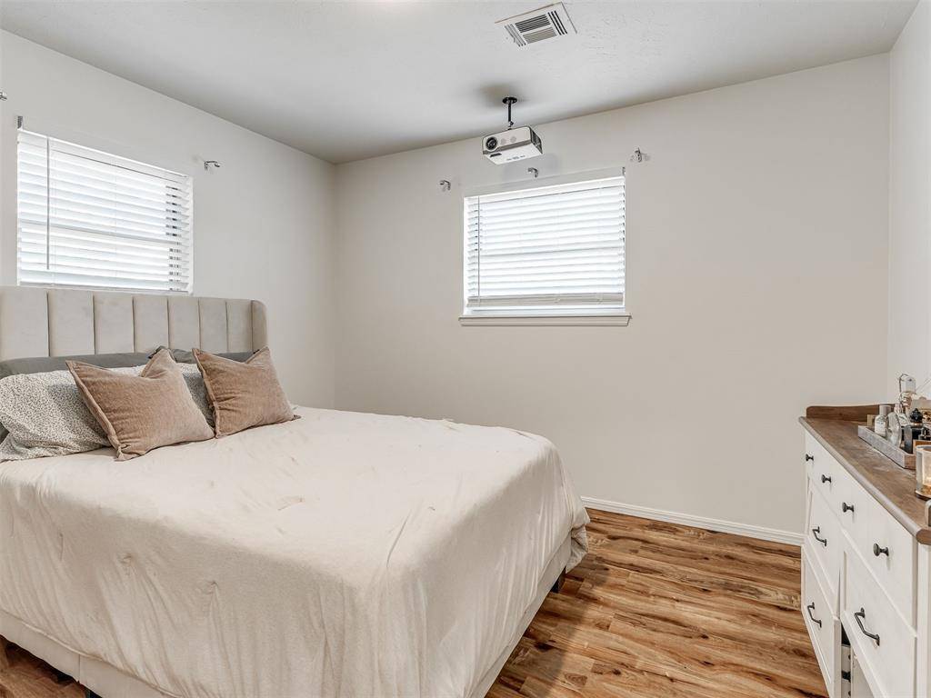1333 NW 104th TER, Oklahoma City, OK 73114