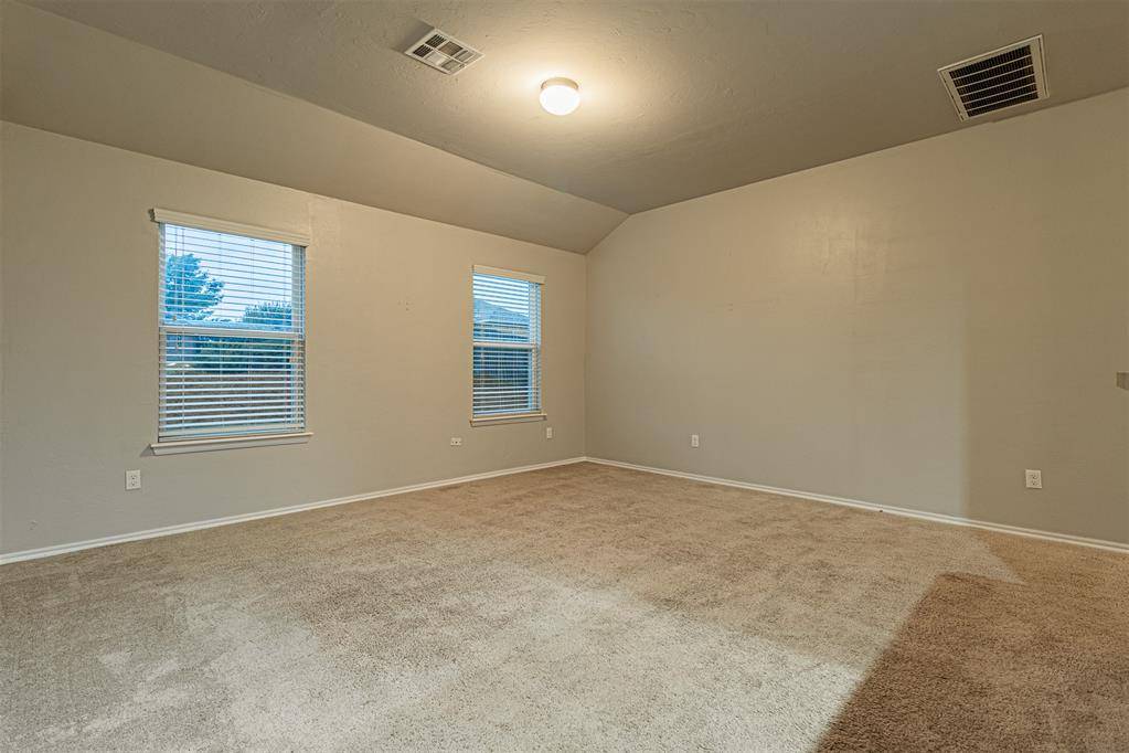 13233 Bridgewater DR, Piedmont, OK 73078
