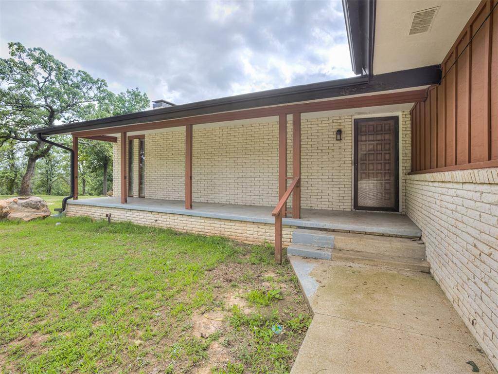 38021 W Highway 16, Bristow, OK 74010