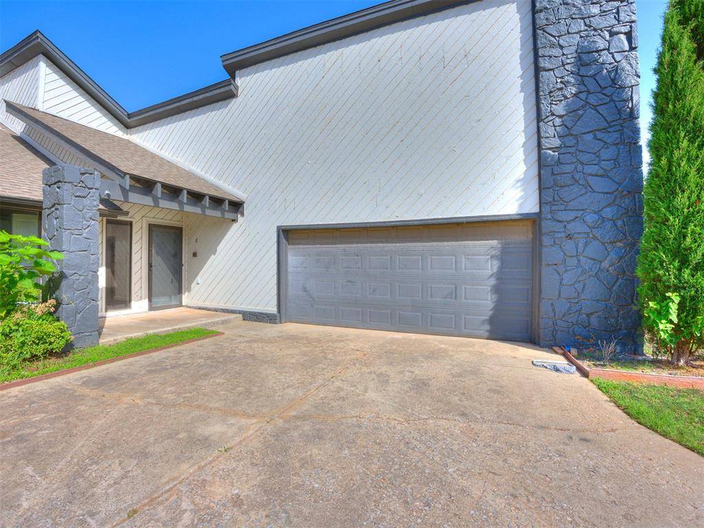 11609 Twisted Oak RD, Oklahoma City, OK 73120
